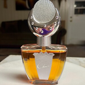 CHER UNINHIBITED EDT★美しいヴィンテージの香り★木質/芳香族 CHER UNINHIBITED EDT☆美しいヴィンテージの香り☆木質/芳香族 【公式