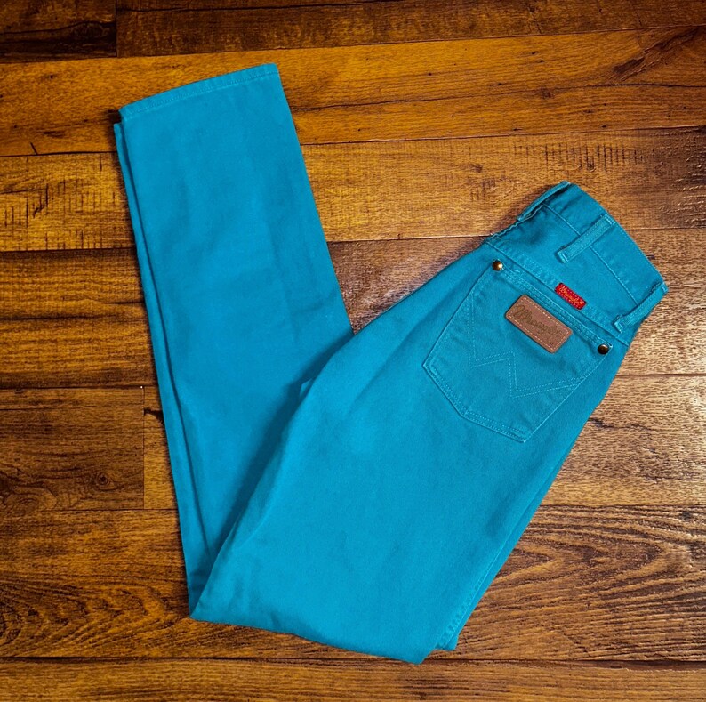 Wrangler ~ Vintage (1980’s) ~ Made in USA ~ Western ~ Cowgirl ~ Turquoise ~ Size 9 (28/34) ~ Bootcut ~ High Rise ~ Jeans Bild 9