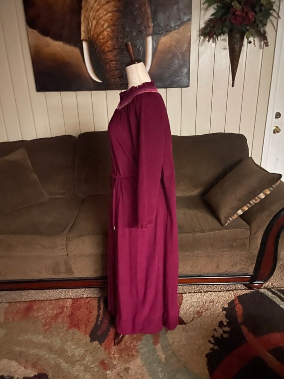 VTG.~ Lindsay Jordan Burgundy Robe~ 12 (Large) - image 8