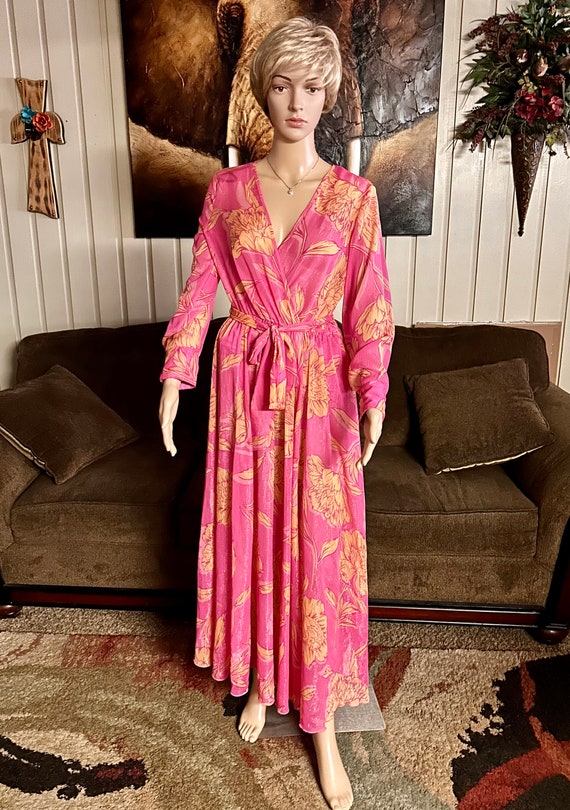 Alexa B Nites ~ Size 8 ~ Pink/orange ~ Floral ~ Silver Metallic Thread ~  Dress