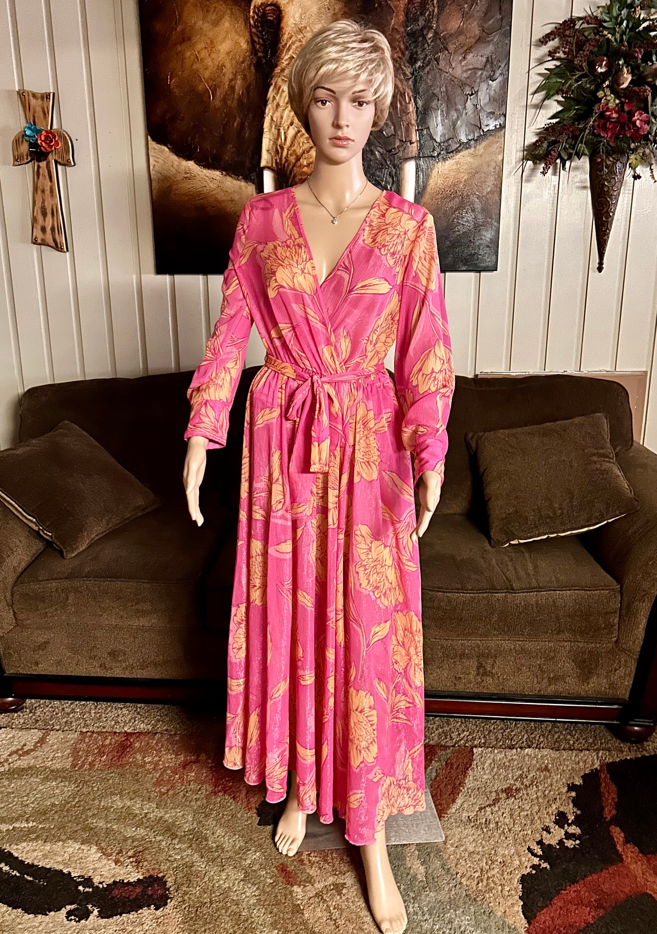 alexa b nites maxi dress Alexa B Nites ~ Size 8 ~ Pink/orange ~ Floral ~ Silver Metallic Thread ~  Dress