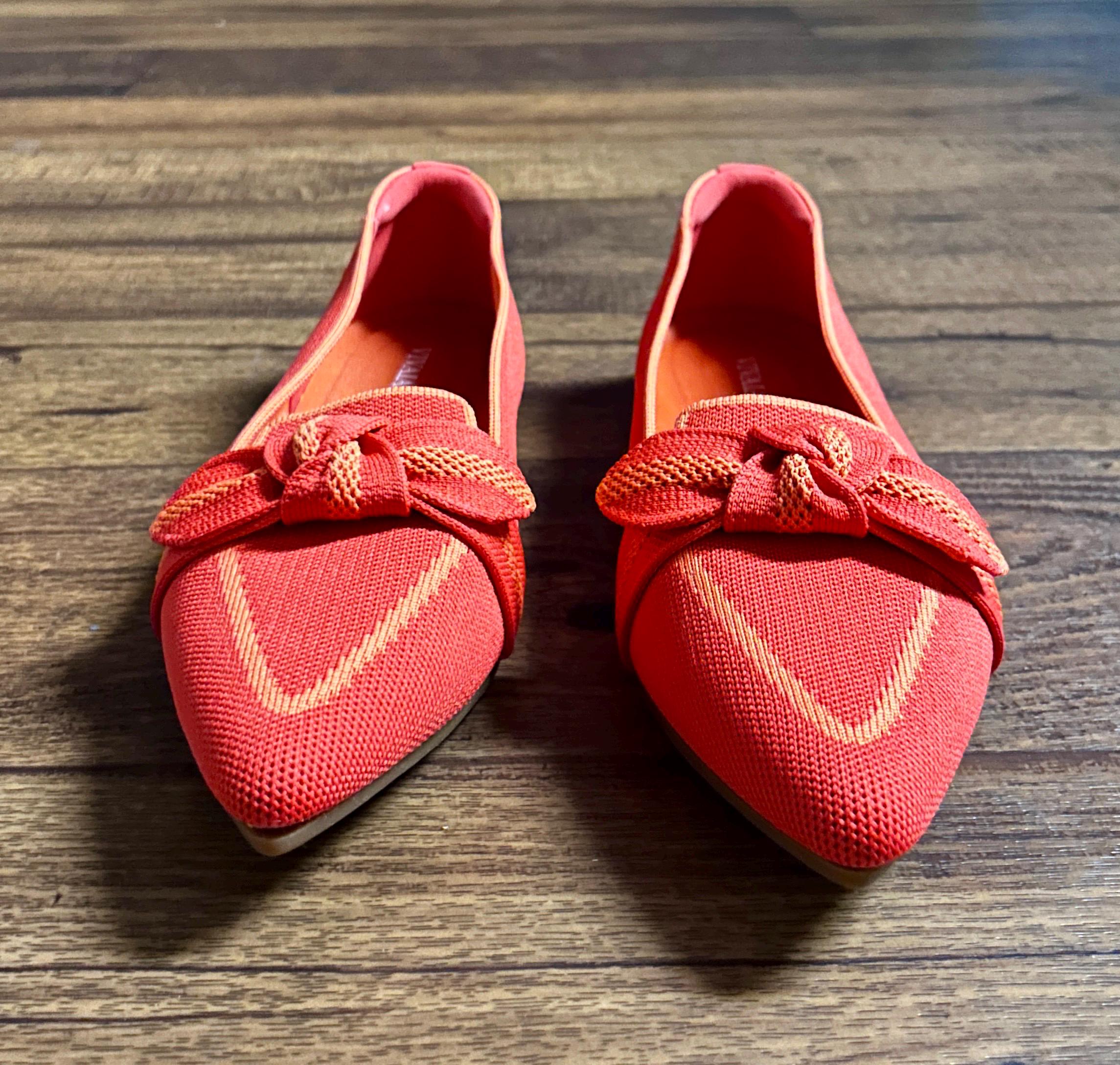 Vivaia (michelle 2.0) ~ Size Women's 10 ~ Citrus Orange Pointed