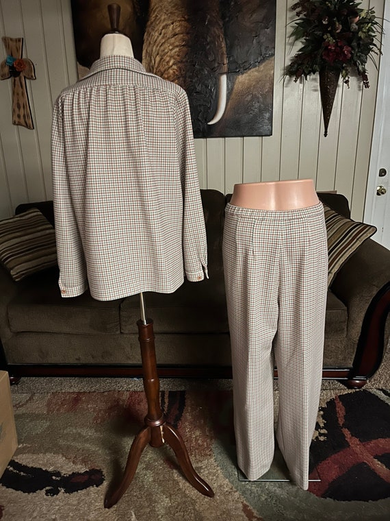 Wilroy VIP Collections Top & Pants (2 Set) Outfit - image 7