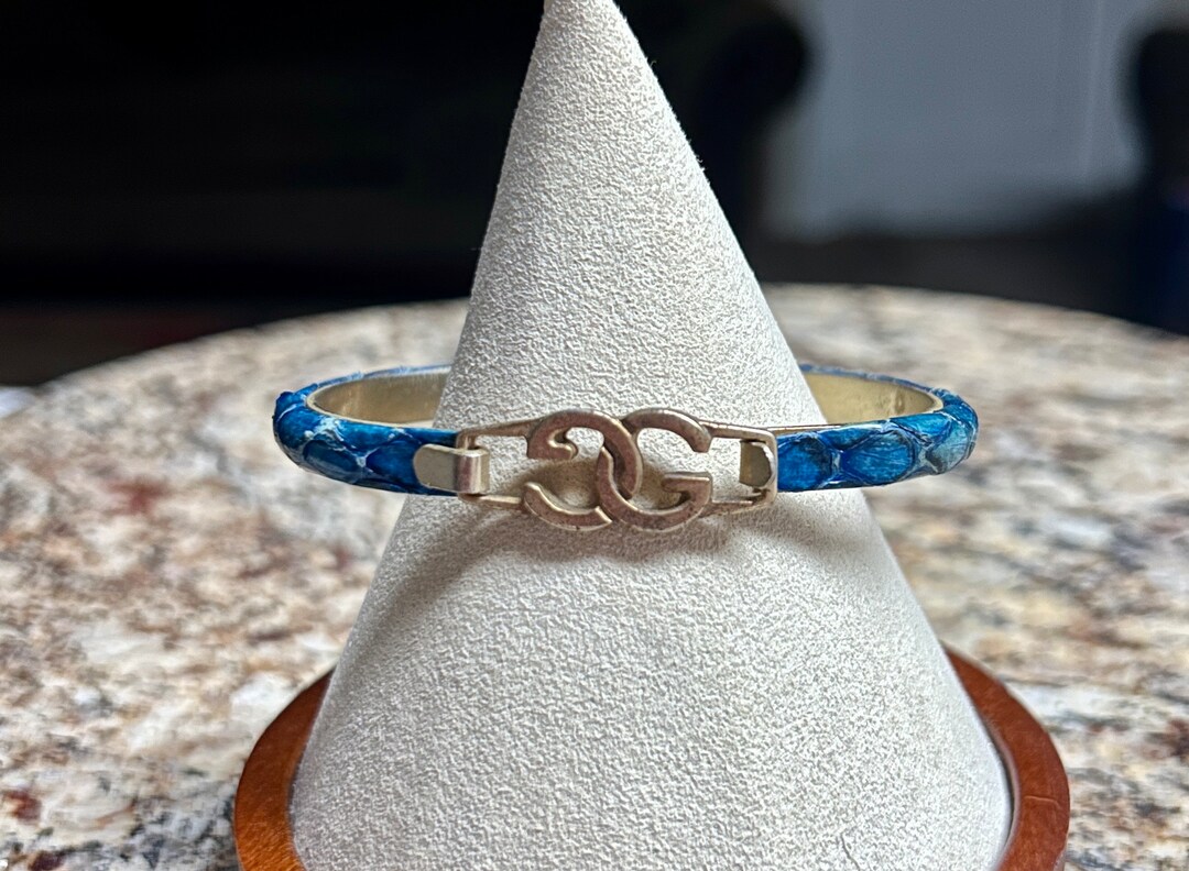 Gucci • Vintage • Gold Plated • Blue • Snakeskin • 7” In