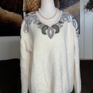 Evan Davies • Size Large • Wool • White • Sweater • Embroidery • Beaded