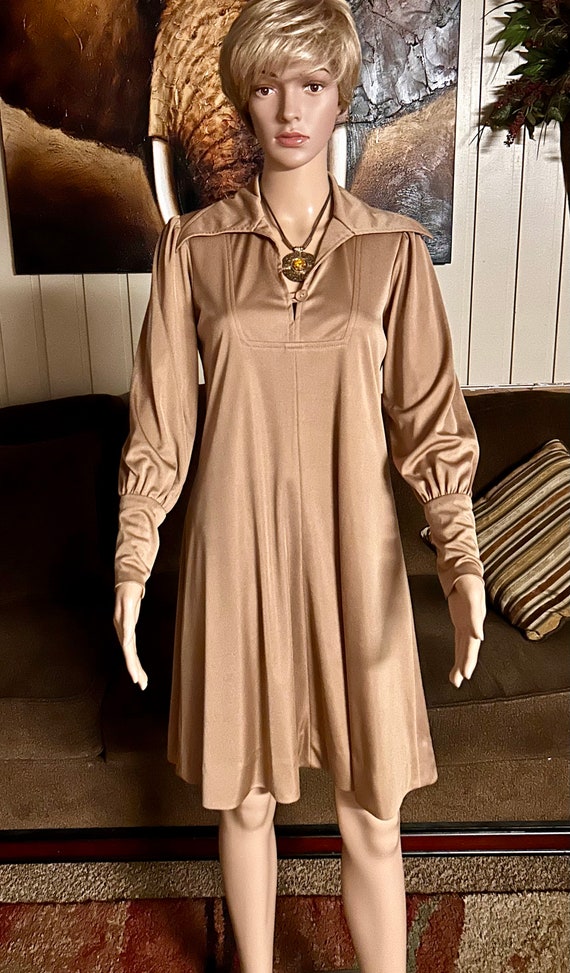 Rina California~ 1970’s Silky Brown Size Large Fl… - image 2