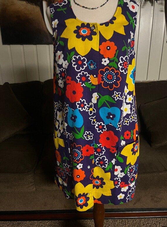 Miss Elaine • Vintage • 1970’s • Hippie • MultiColor… Gem