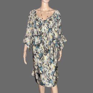 Rutzou Anthropologie • Talla 16 • Seda • Marrón/Beige/Verde/Azul • Blusa túnica • Insectos y plantas imagen 2
