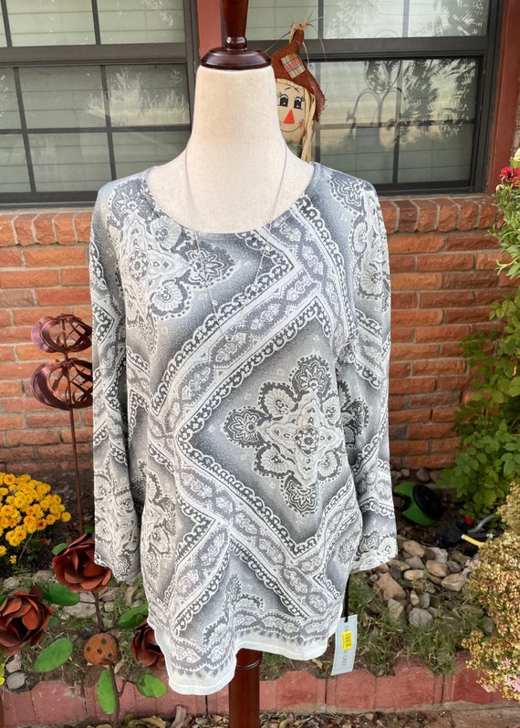 New “Samantha Grey” Size Large Shimmering Sweater