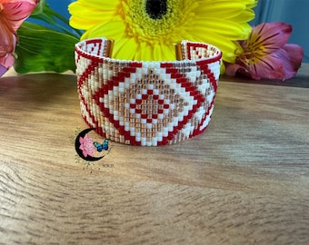 Miyuki Delica Beaded Cuff Bracelet: Geometric Loom Jewelry