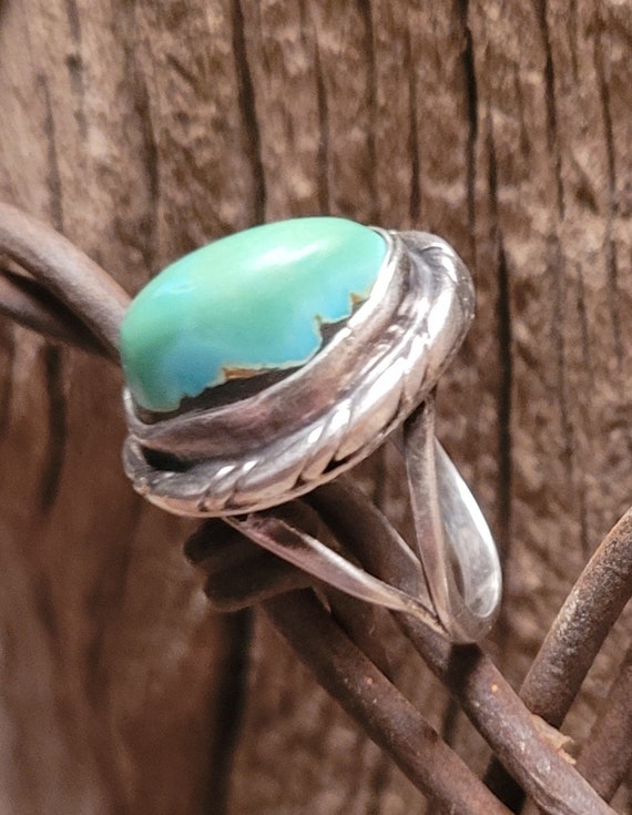 Turquoise and silver ring - image 6