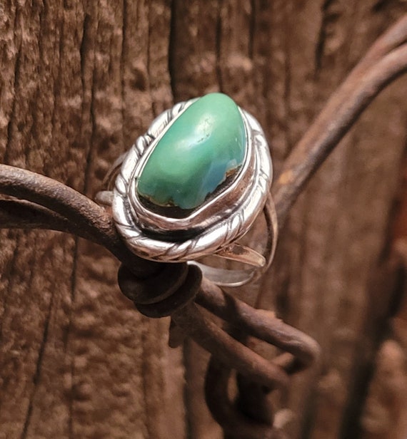 Turquoise and silver ring - image 5