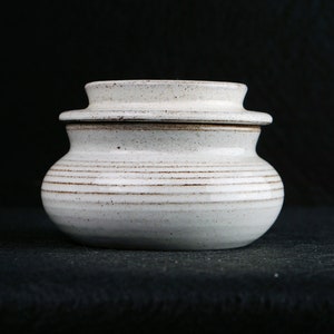 80s Vintage CERAMIC POT VASE With Lid Scandinavian 50s 60s 70s Handmade Vintage Stoneware Pottery Porcelain Home Decor mcm