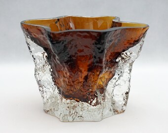Kaj Blomqvist Liepukka Art Glass Vase: Finnish Modernist Design