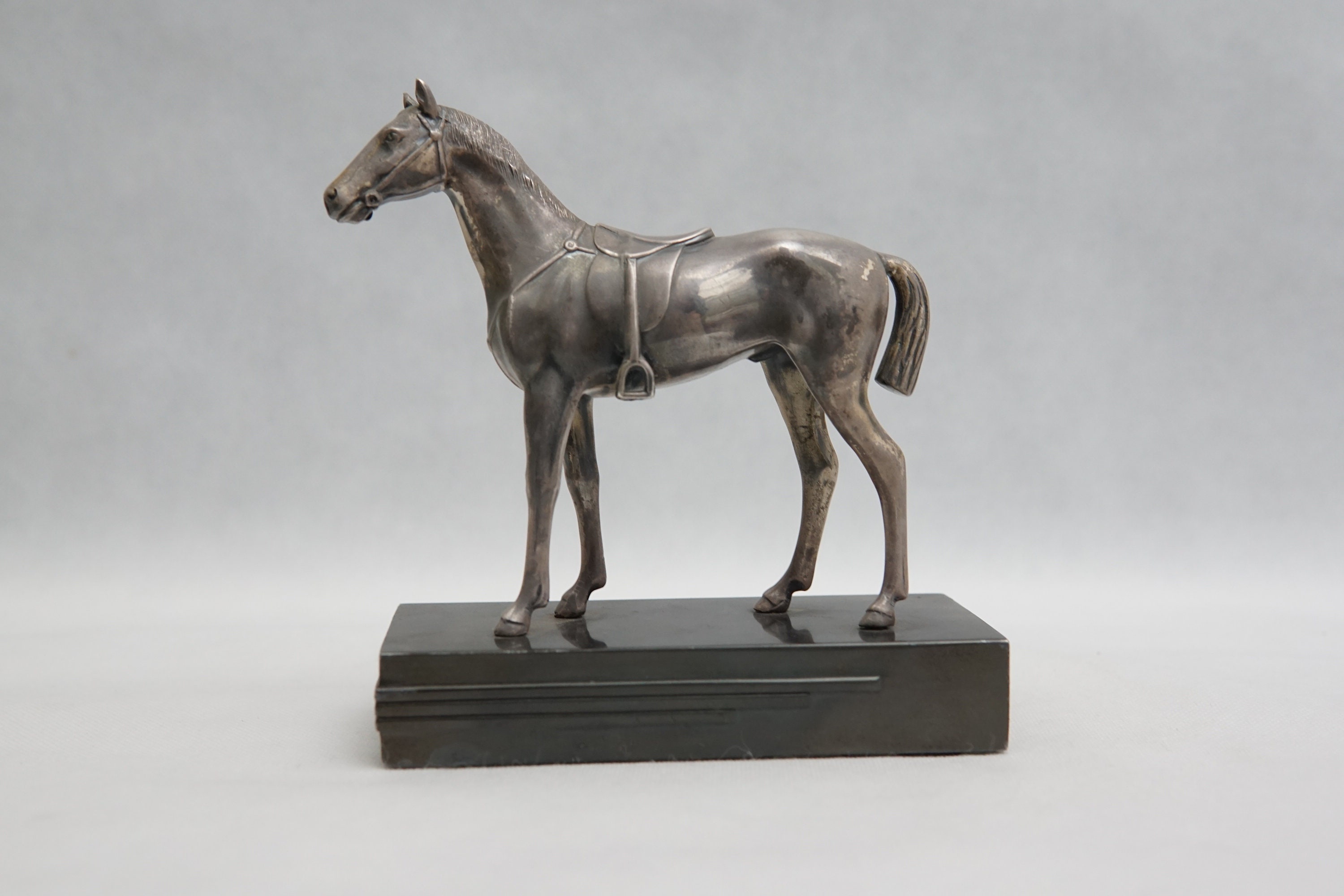 Jennings Bros JB Metal Horse Figurine: Art Deco Home Decor - Etsy