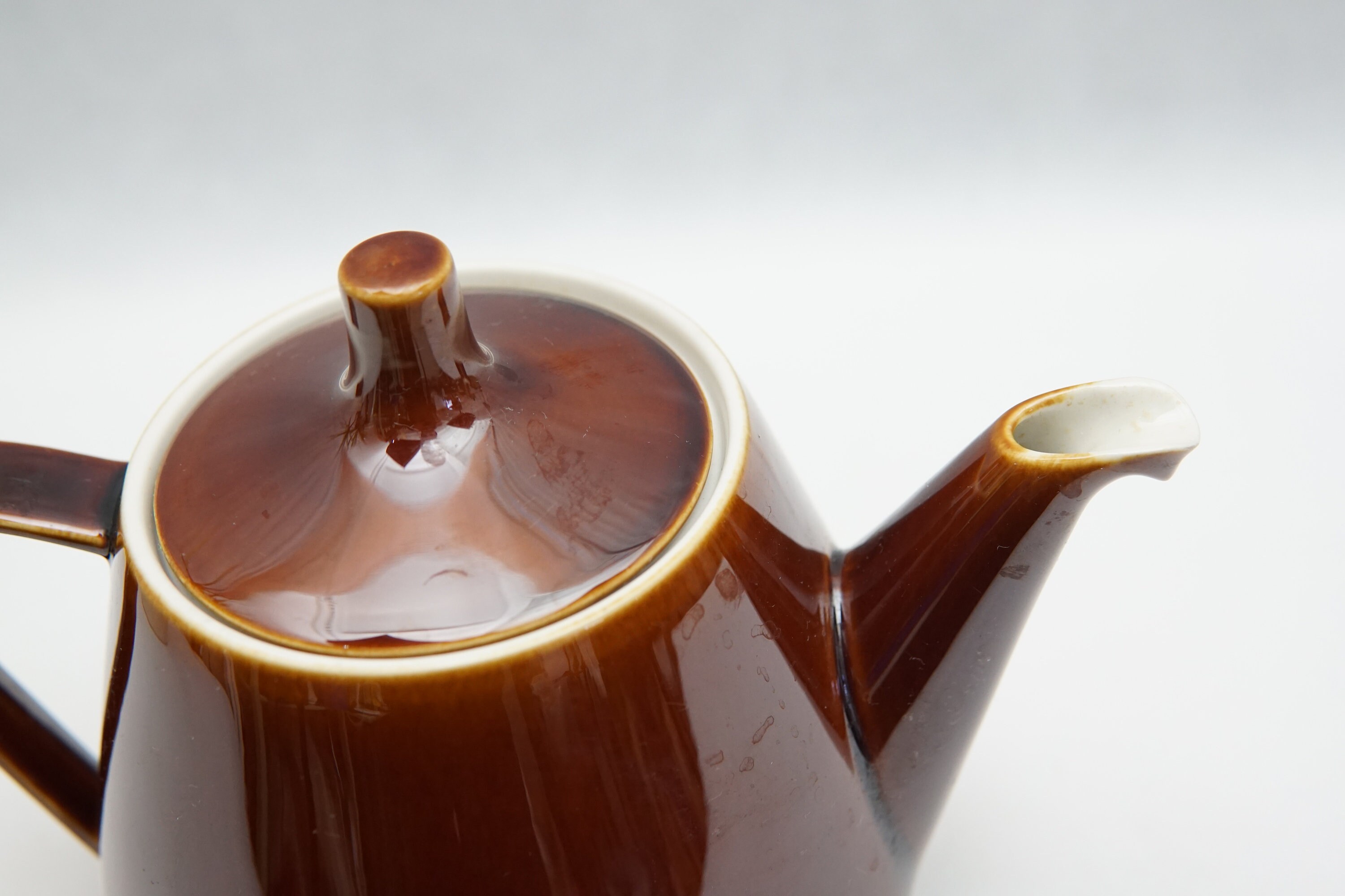 Tiny Tea Pot Kitchen & Dining Dining & Serving porcelaine a feu Super cute Villeroy ...