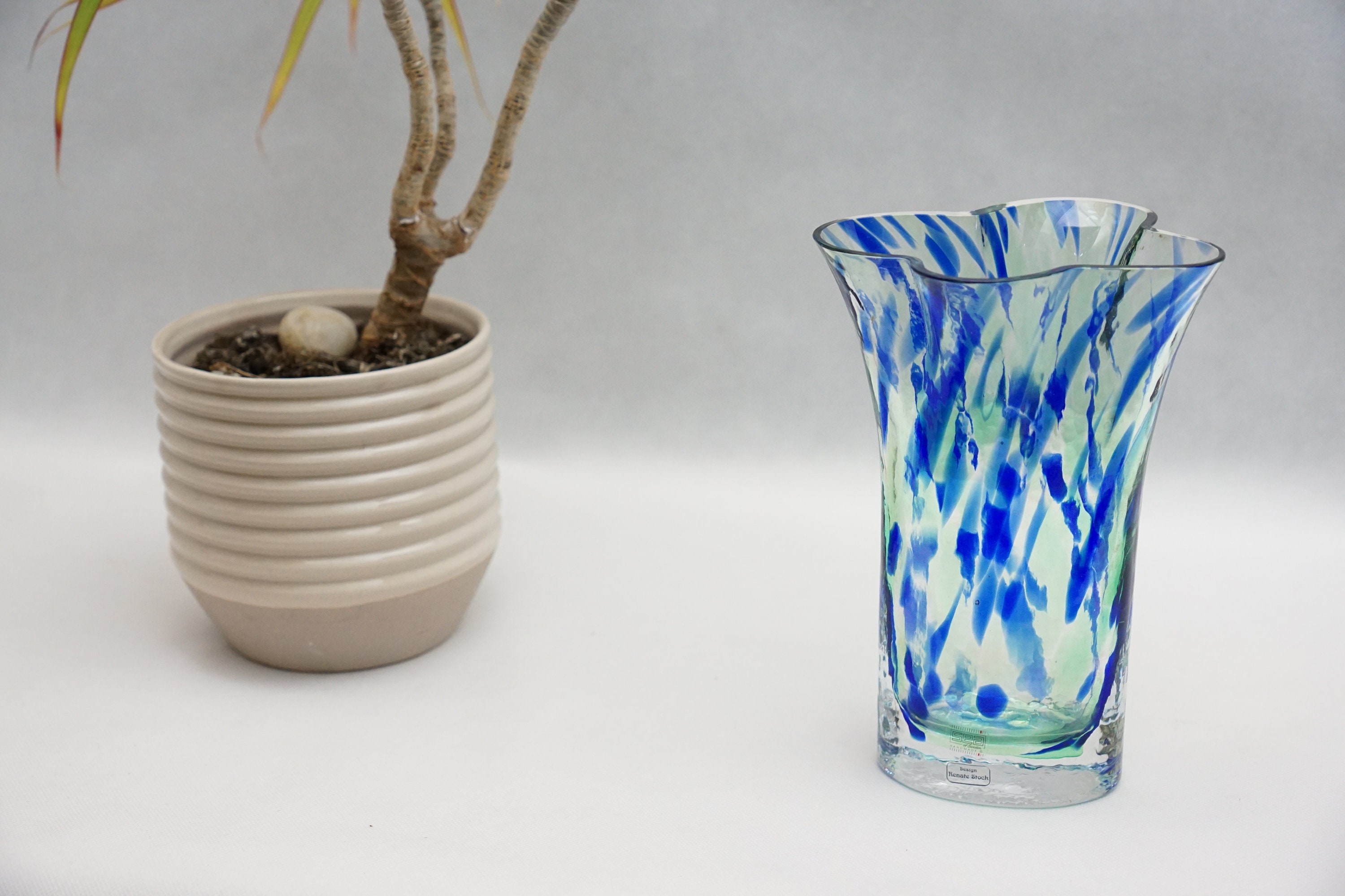 スウェーデン　Sea Glasbruk　ガラス　フラワーベース　ハンドメイド 北欧ヴィンテージ Sea glasbruk ガラスのフラワーベース/花器