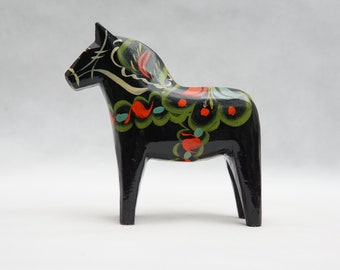 Wooden Horse Sculpture Figurine Mid-Century Vintage Traditional Scandivavian Paint Pattern 50s 60s 70 Home Decor