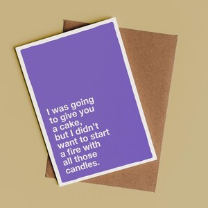 Verjaardagskaart brandgevaar taart | Sarcastische kaart, grappige kaart, grappig verjaardagscadeau, cadeau voor partner, cadeau voor ouder, grappig cadeau, grap