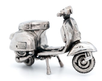 Vespa miniatura plateada 11207-2825