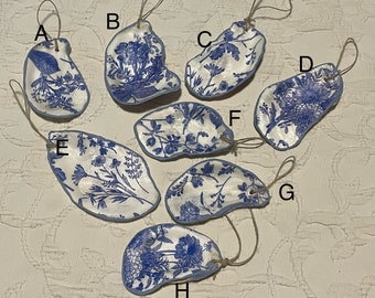 Blue and white oyster ornaments
