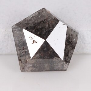 0.87 Carat Natural Loose salt And Pepper Diamond 7.39 X 6.95 mm i3 Clarity 100% Genuine Natural Colour Shield Diamond RD221