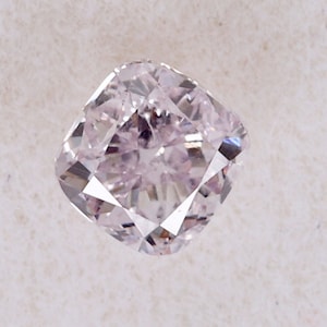 0.23 Carat Natural Loose Diamond 3.13X2.99X2.22 mm i1 Clarity 100% Genuine Natural light Pink Fancy Colour Cushion Shape Diamond