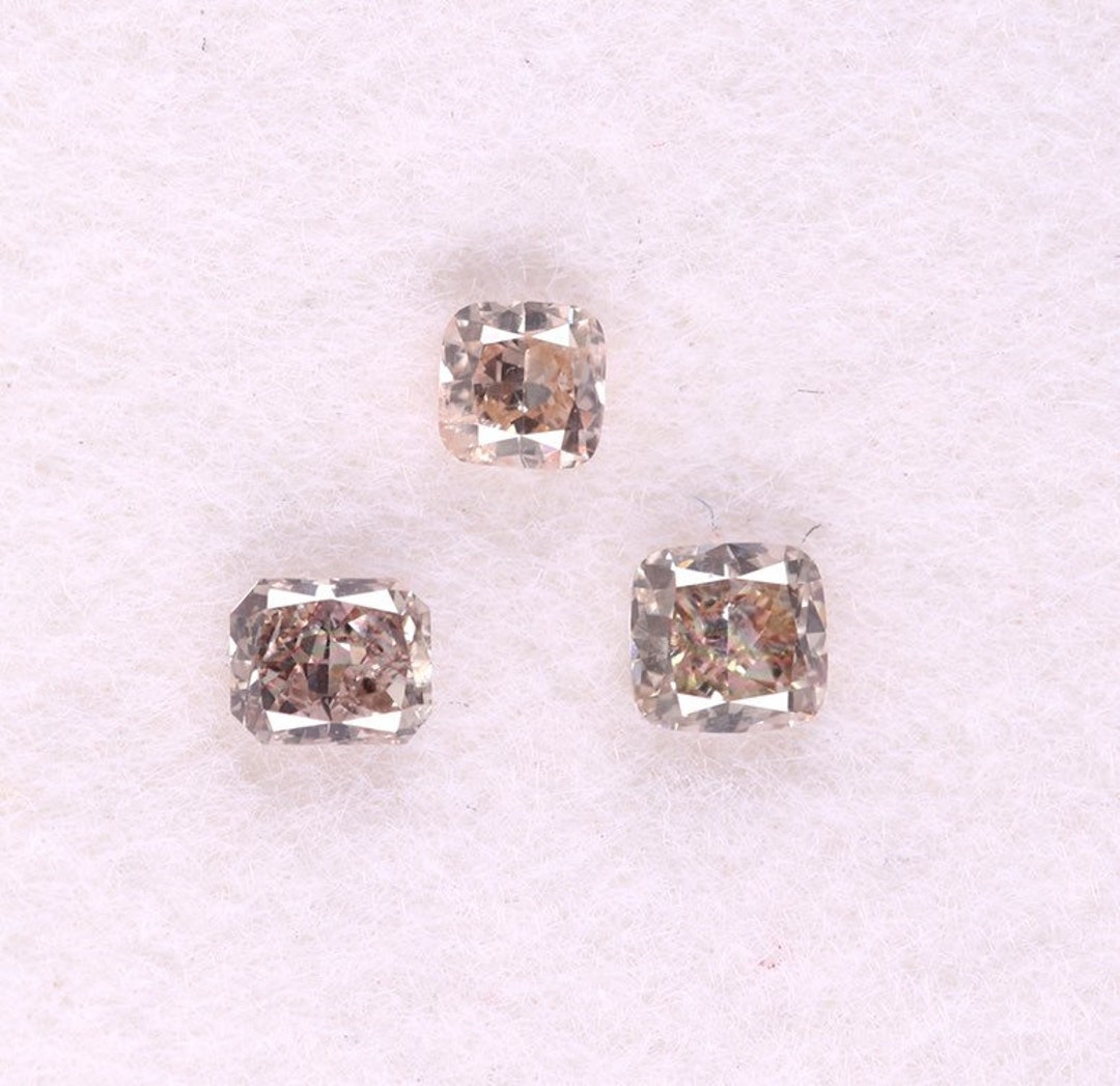 0.27 カラット、3 個ロット天然ルースダイヤモンド 2.9X2.56 mm