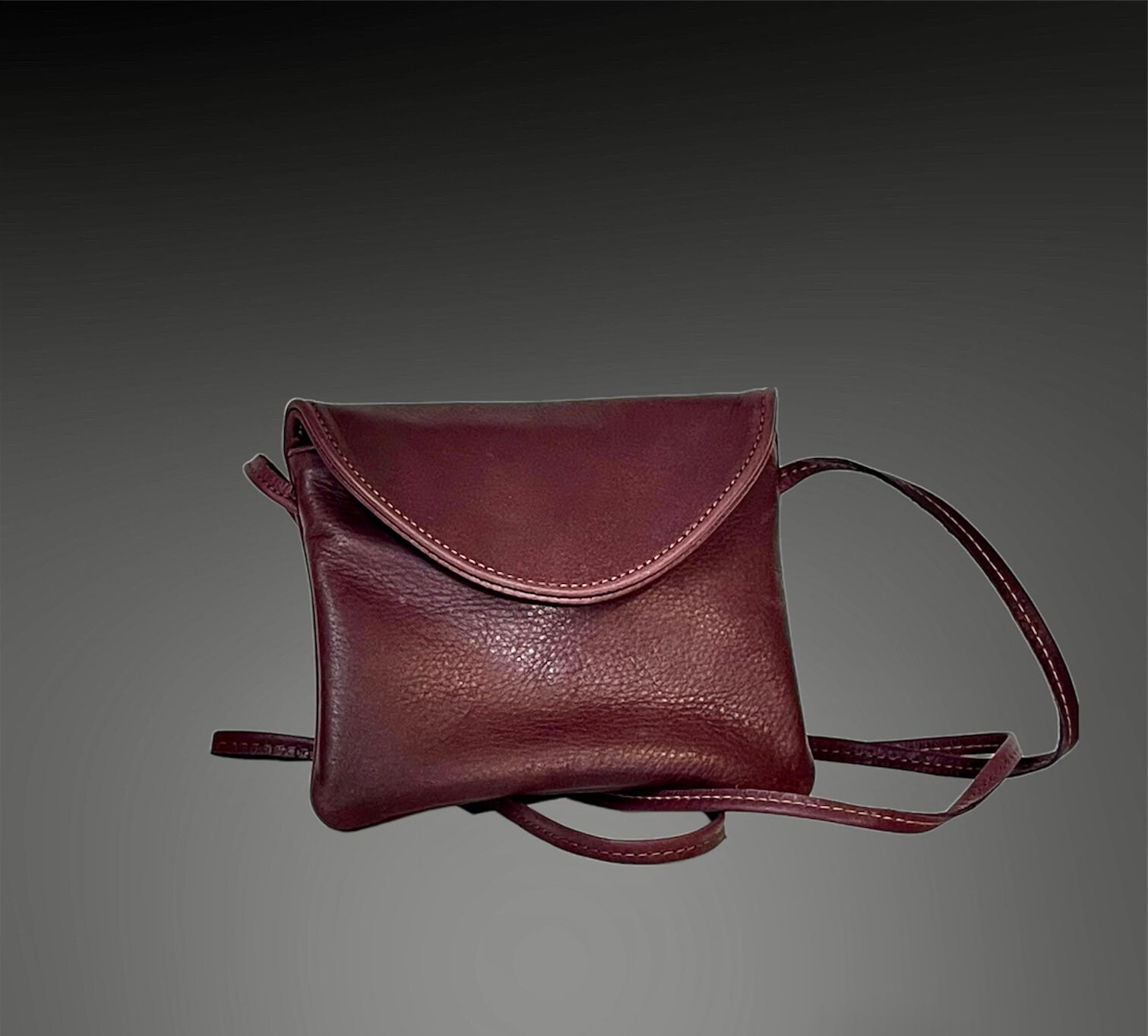 Emg6696 Easy Pouch on Strap Ladies Leather Custom Purse Women Famous Brand Inspired  Bag Luxury Shoulder Logo Hand Branded Designer Shoulder Bag - China Inspired  Designer Bag and Designer Shoulder Bag price