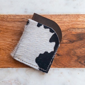 Cartera delgada de cuero con pelo de caballo loco / Titular de tarjeta de cuero / 3er aniversario de bodas / Regalo para papá novio esposo
