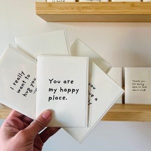 Scegli i tuoi biglietti - vendita all'ingrosso. Biglietti di auguri minimalisti, crea il tuo pacchetto misto per le persone che ti piacciono davvero:)