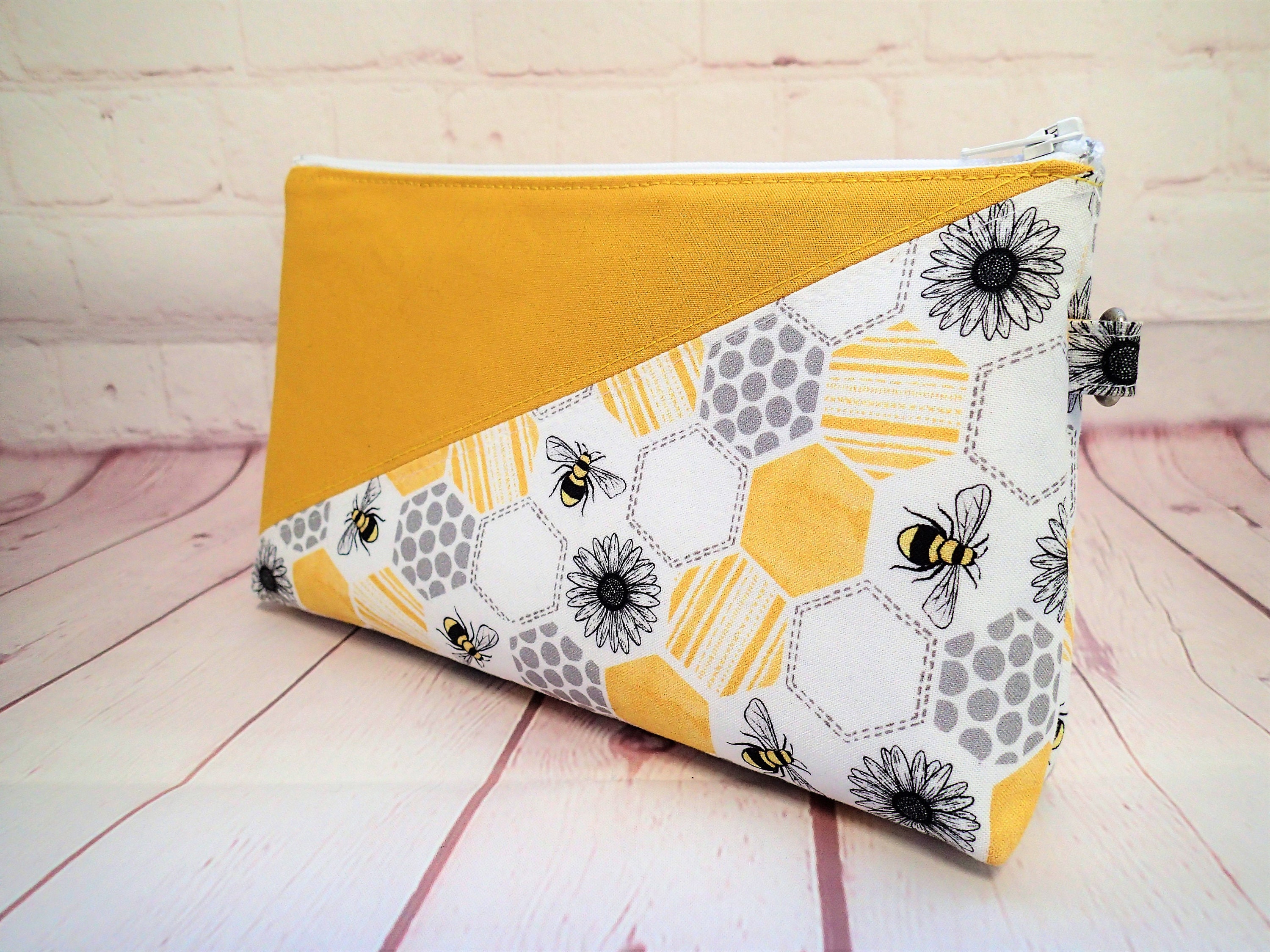 Kent Clutch Bag sewing pattern, custom pockets and video – Sew Simple Bags
