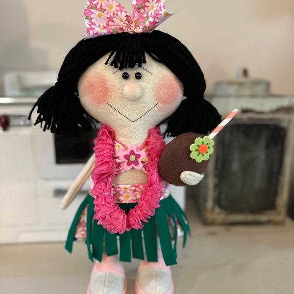 Country Prim Standing Hula Girl, Summer Decor