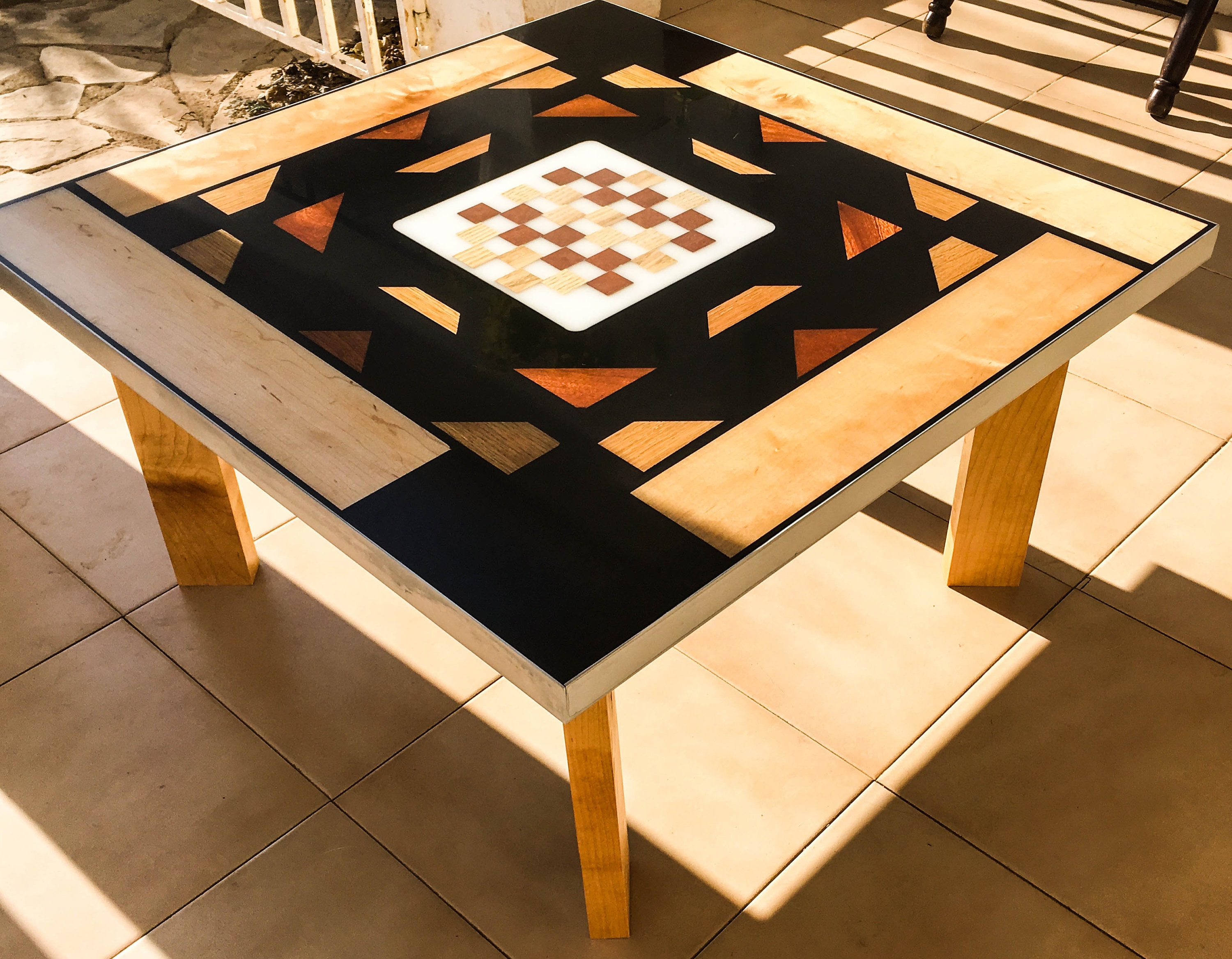 table En bois Précieux