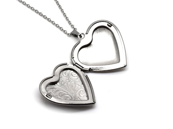 Floral Heart Locket Pendant Necklace in Stainless Steel