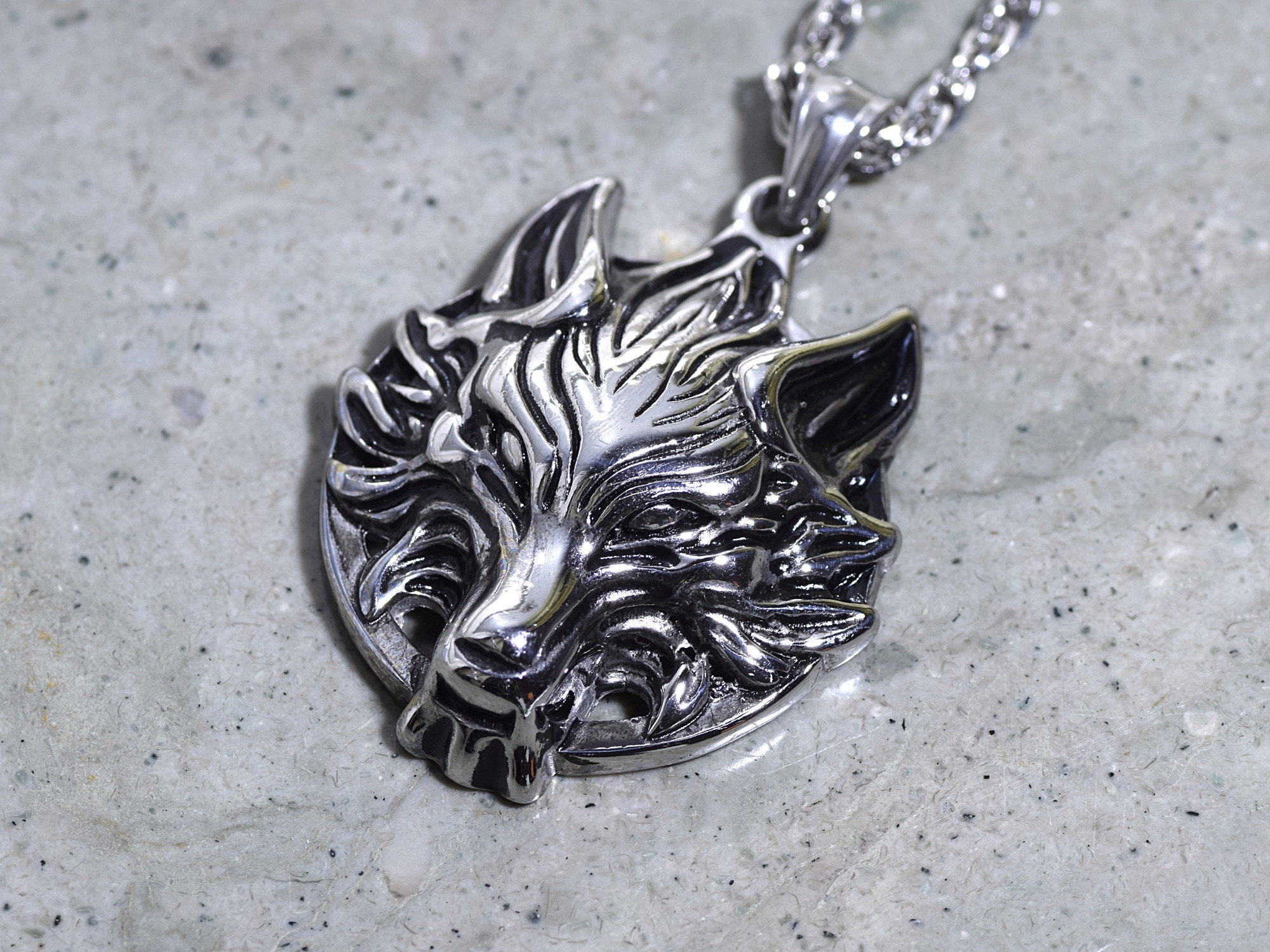 Collana Uomo Con Ciondolo Testa Di Lupo In Acciaio Al Titanio – Catena 70 Cm, Gioiello Personalizzato, Antiruggine - 2