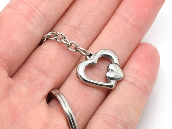 Stainless Steel Heart Shape Keychain Hollow Heart Key Holder