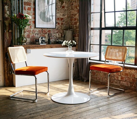 White gloss round dining table and chairs discount