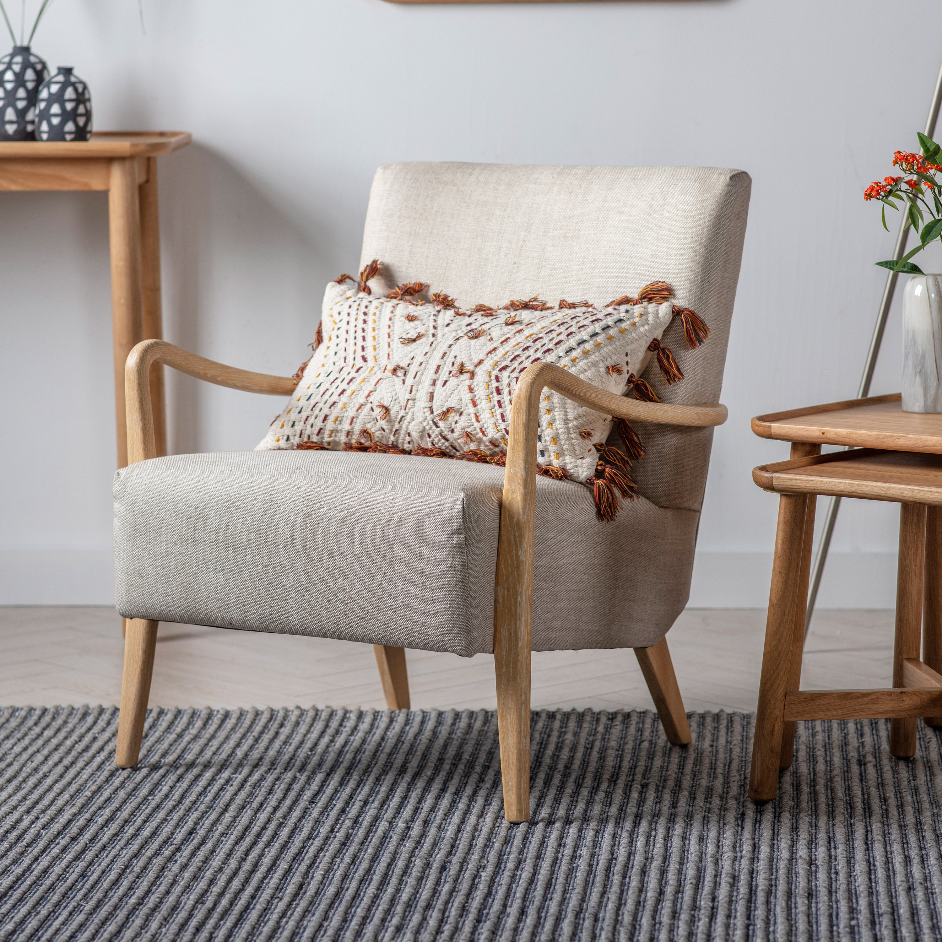 Chedworth Luxury Armchair in Linen With Oak Legs - Etsy UK