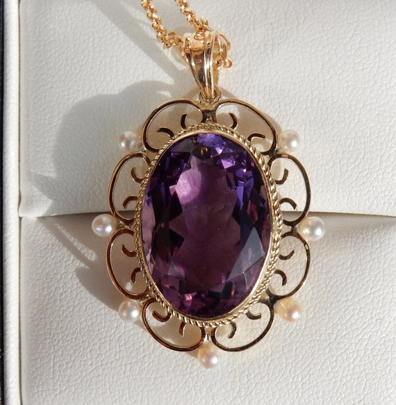 Vintage 9ct / 9k Yellow Gold Amethyst and Pearl P… - image 1