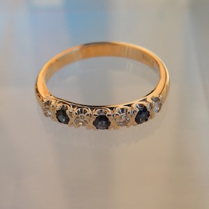18ct / 18k Sapphire & Diamond Half Eternity Ring.
