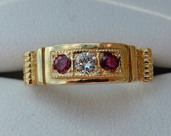Anello vintage in oro giallo 18 carati/18 carati con tre pietre, stile vittoriano, rubino e diamante