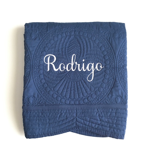Embroidered Heirloom Baby Blanket: Personalized Cotton Quilt, Scalloped Edge