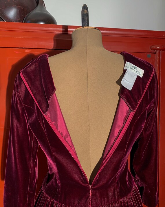 A star is born! Evening dress by Carroll Reed in fine… Gem