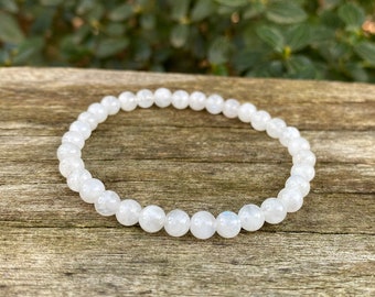 Elastic bracelet in natural Moonstone, Made in France
