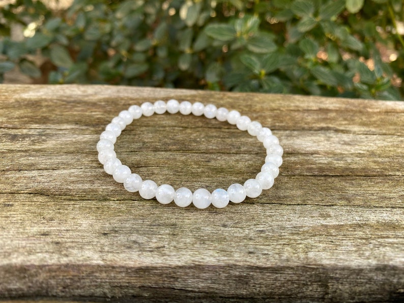 Elastic bracelet in natural Moonstone, Made in France Aucune