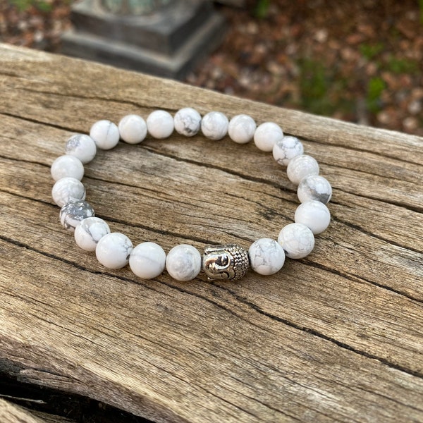 Elastic bracelet in natural Howlite + Buddha pearl, Made in France
