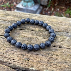 Elastic bracelet in natural Lava Stone, Made in France