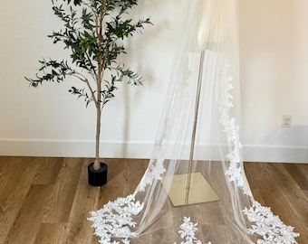 Ship today! LOLA LACE VEIL | next day shipping! | one layer | soft tulle | floral veil