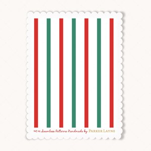 Op de afbeelding: Een rechthoekige kaart met een geschulpte rand voorzien van een verticaal streeppatroon in afwisselend rood, wit en groen. Onderaan de kaart staat de tekst: NO AI Seamless Patterns Handmade by PARKER LAYNE in een gouden lettertype.